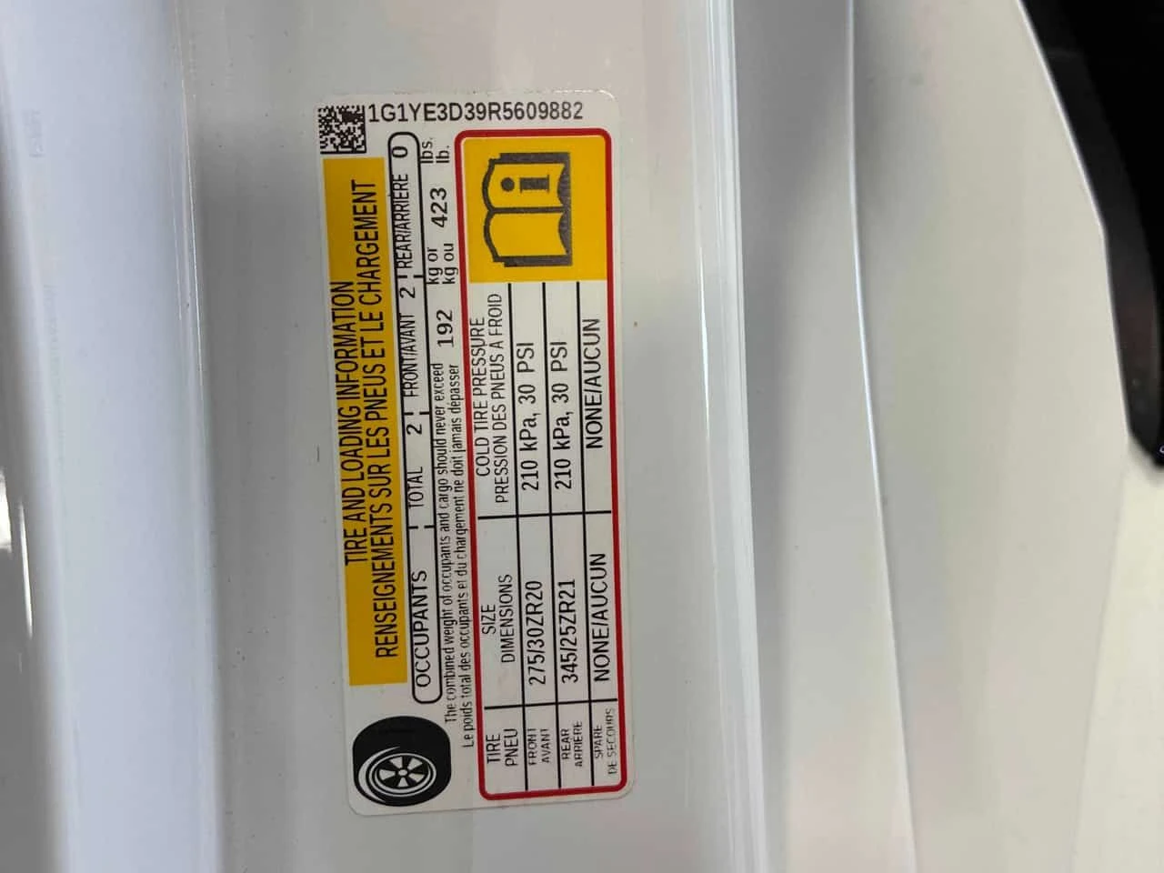 Chevrolet Corvette * 2LZ * ПОДГРЕВ* КЕЙЛЕС* НАВИ* , снимка 11 - Автомобили и джипове - 53986770