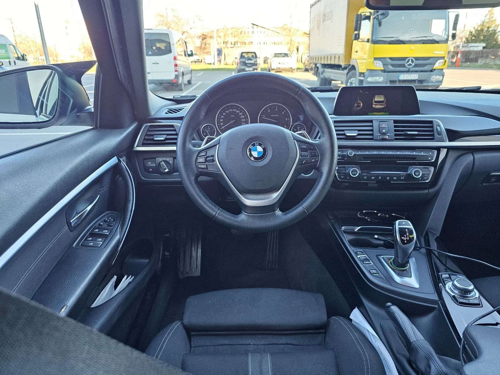 BMW 320 320XD 190hp B47 M-Sport LCI, снимка 10 - Автомобили и джипове - 54293745