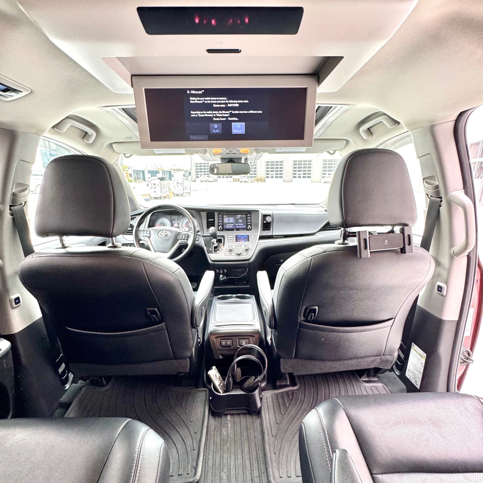 Toyota Sienna SE AWD-3.5, снимка 12 - Автомобили и джипове - 54169033