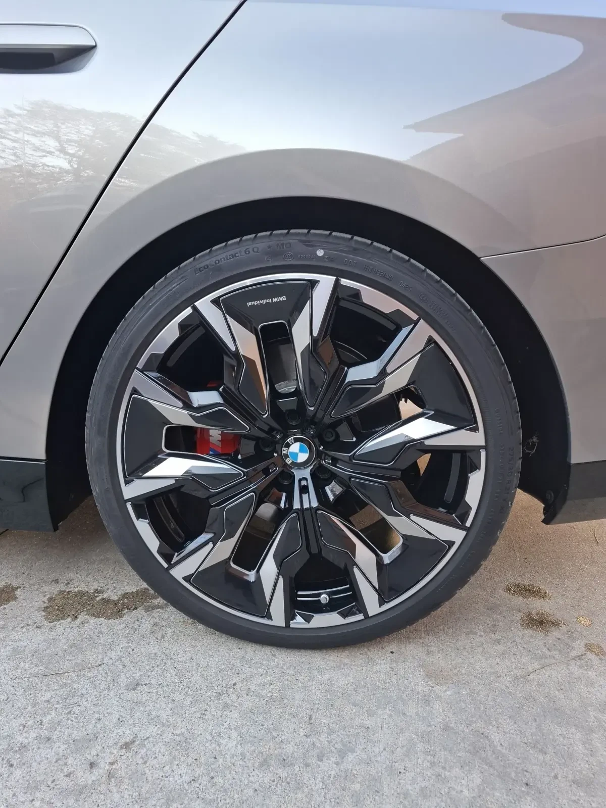BMW 520 M-SPORT PRO , ICONIC GLOW , PANO , 21 INDIVIDUAL, снимка 5 - Автомобили и джипове - 54455298