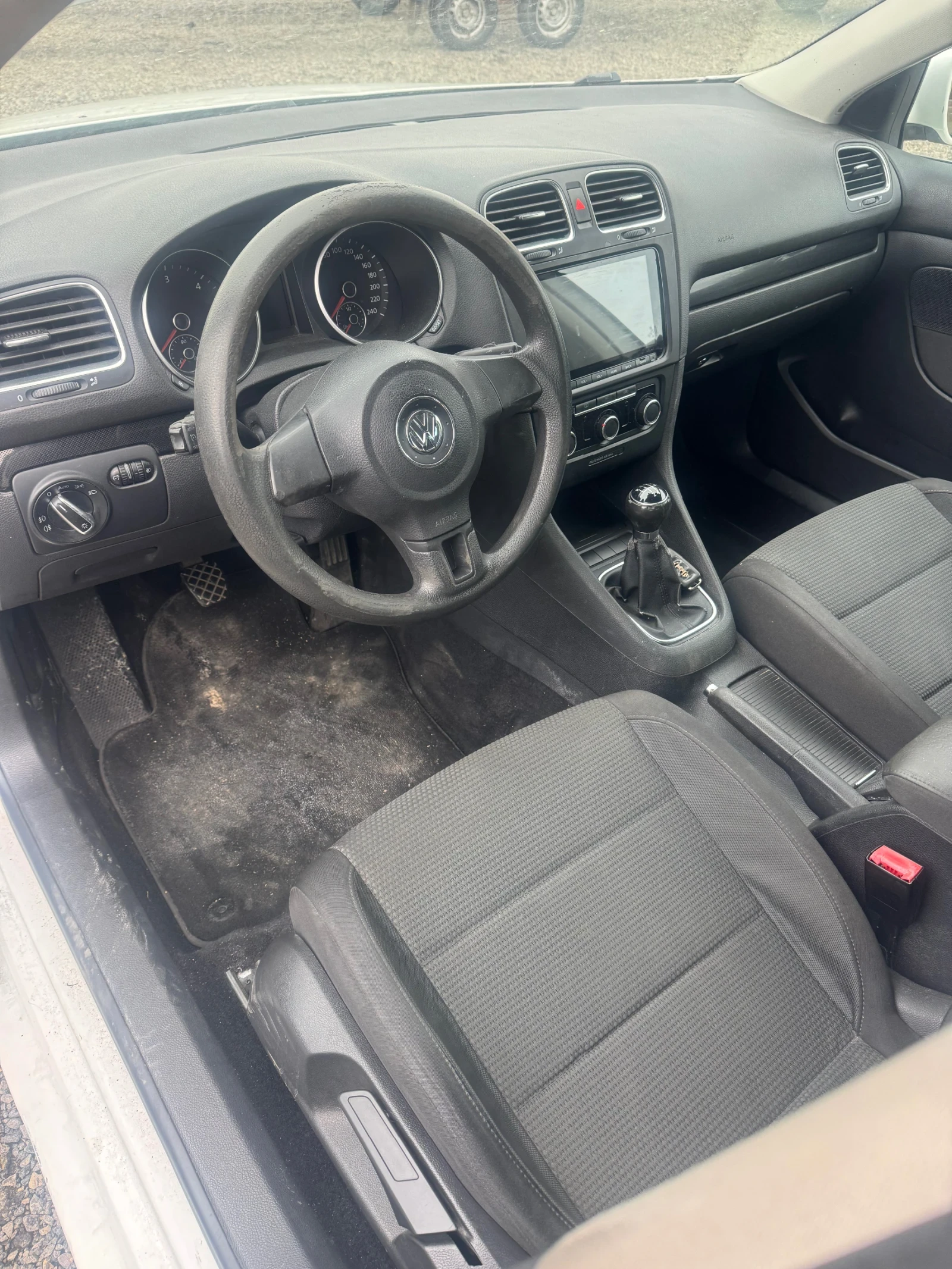 VW Golf 1.6 TDI 105 k.с. 2013г 161 000 км, снимка 14 - Автомобили и джипове - 55018261