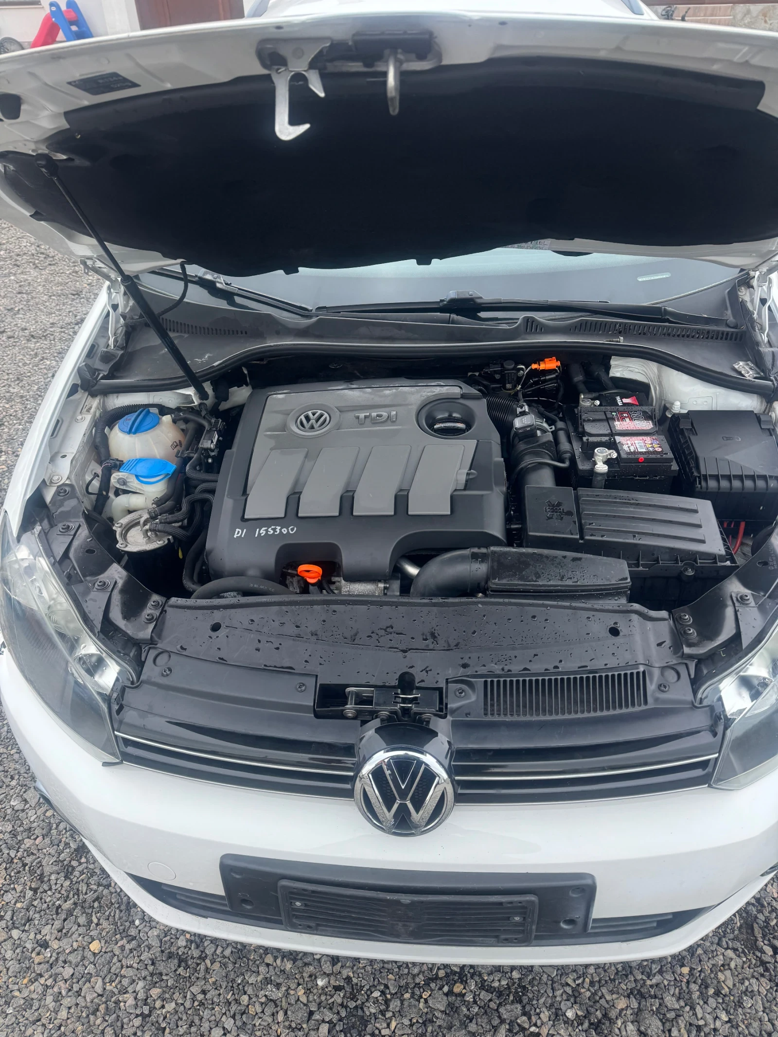VW Golf 1.6 TDI 105 k.с. 2013г 161 000 км, снимка 2 - Автомобили и джипове - 55018261