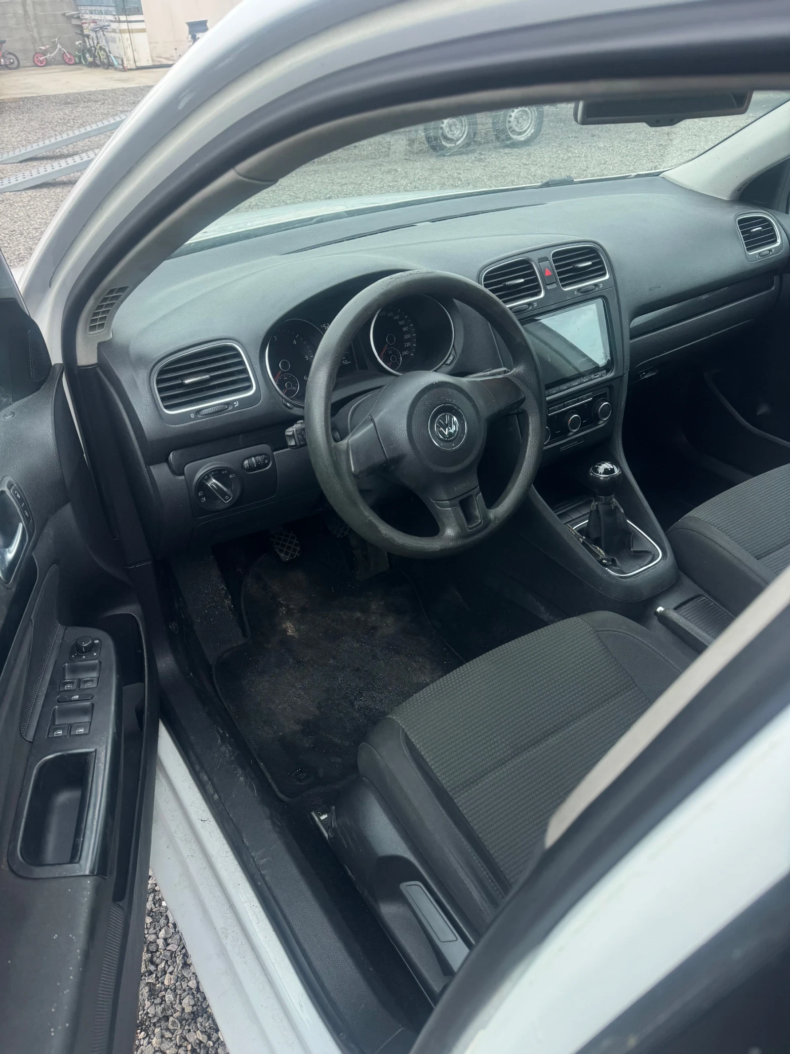 VW Golf 1.6 TDI 105 k.с. 2013г 161 000 км, снимка 16 - Автомобили и джипове - 55018261
