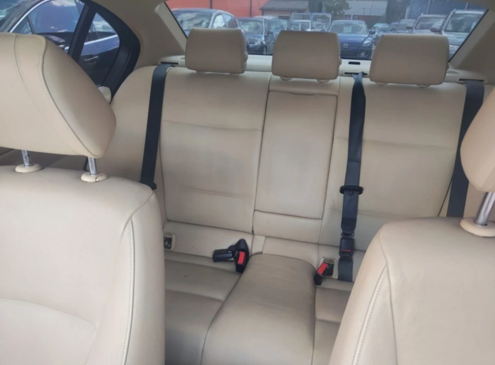 BMW 330 4х4, снимка 15 - Автомобили и джипове - 55365030