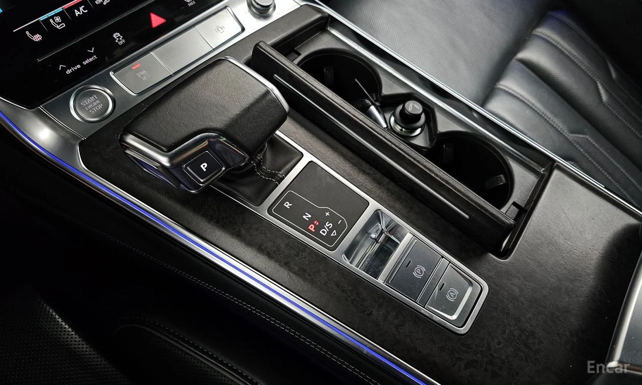 Audi A7 50 TDI Quattro* B&O* 360* ХЕДЪП* МАСАЖ* DISTRONIC*, снимка 13 - Автомобили и джипове - 55655764