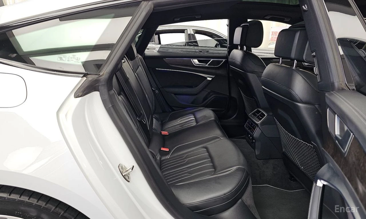 Audi A7 50 TDI Quattro* B&O* 360* ХЕДЪП* МАСАЖ* DISTRONIC*, снимка 14 - Автомобили и джипове - 55655764