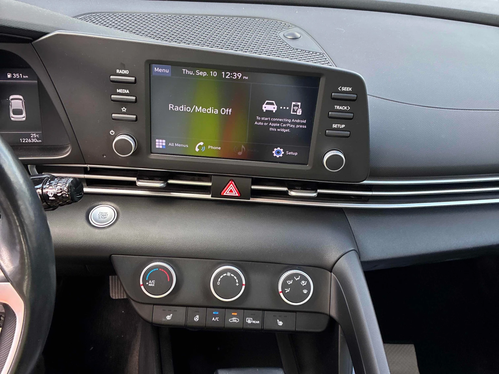 Hyundai Elantra * Preferred * АВТОКРЕДИТ БЕЗ ПЪРВОНАЧАЛНА ВНОСКА* , снимка 9 - Автомобили и джипове - 56041813