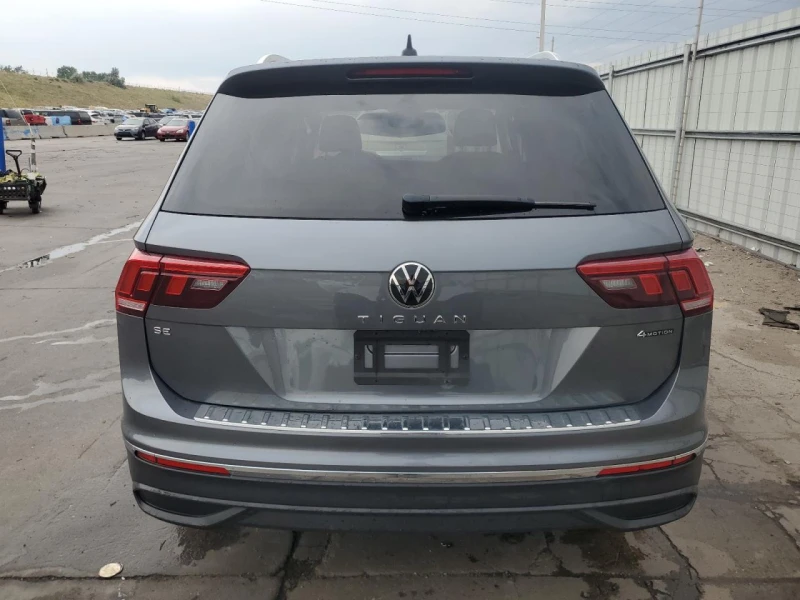 VW Tiguan 2.0L 4 All wheel drive, снимка 8 - Автомобили и джипове - 47346049