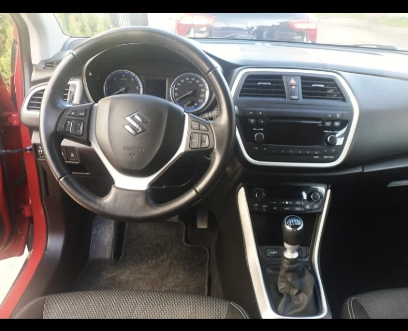 Suzuki SX4 S-Cross, снимка 4 - Автомобили и джипове - 49489572