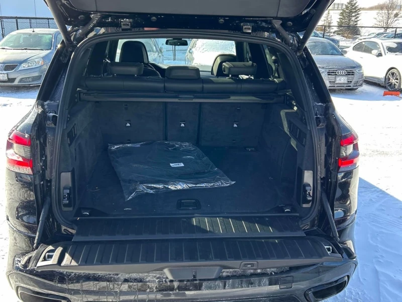 BMW X5 * M50i * CARFAX * БЕЗ ПЪРВОНАЧАЛНА ВНОСКА, снимка 10 - Автомобили и джипове - 53206876