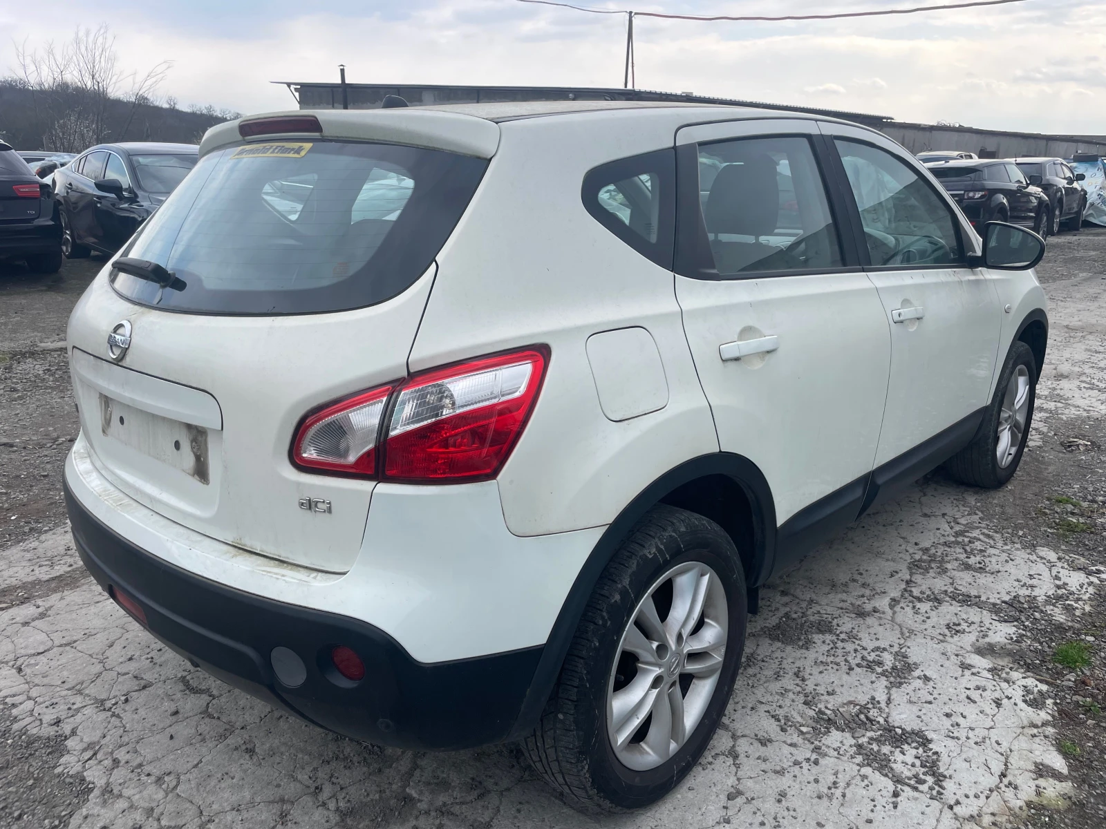 Nissan Qashqai 1.5 dci - изображение 3