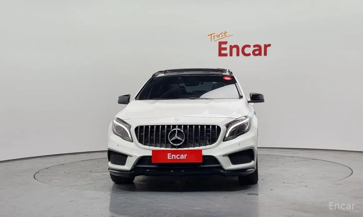 Mercedes-Benz GLA 45 AMG GLA-Class X156 GLA45 AMG 4MATIC - изображение 3