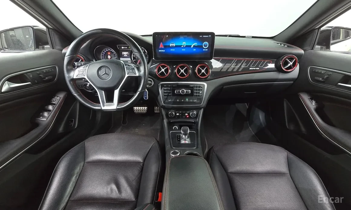 Mercedes-Benz GLA 45 AMG GLA-Class X156 GLA45 AMG 4MATIC - изображение 7