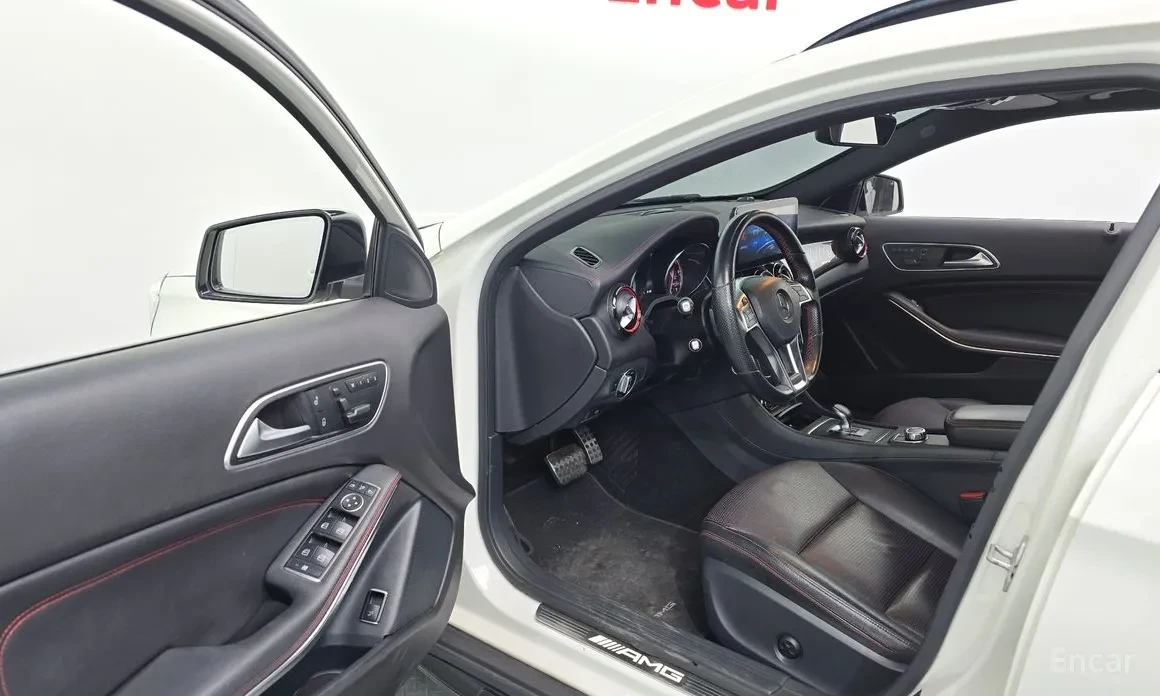 Mercedes-Benz GLA 45 AMG GLA-Class X156 GLA45 AMG 4MATIC - изображение 10