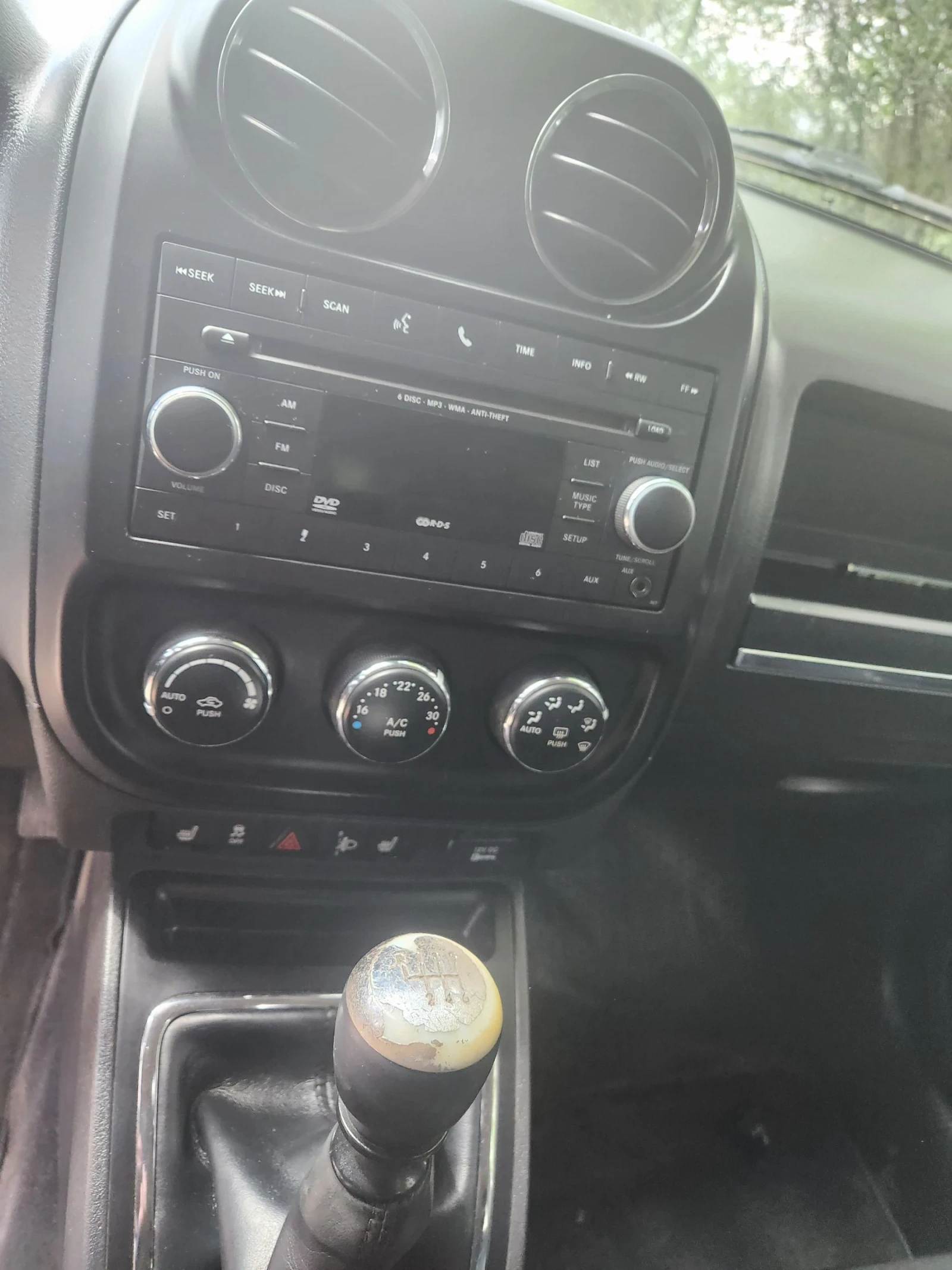 Jeep Compass 2.2d - изображение 8