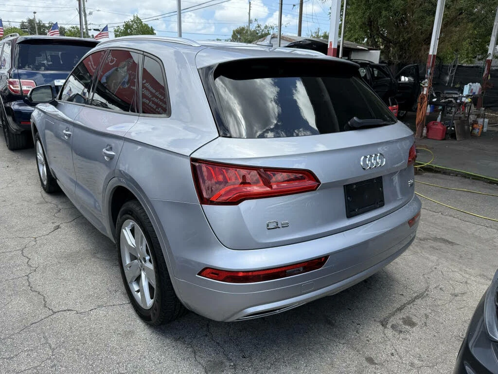 Audi Q5 * TFSI Premium* HeadUp* АвтоКредит* (ЦЕНА ДО БГ) - изображение 3