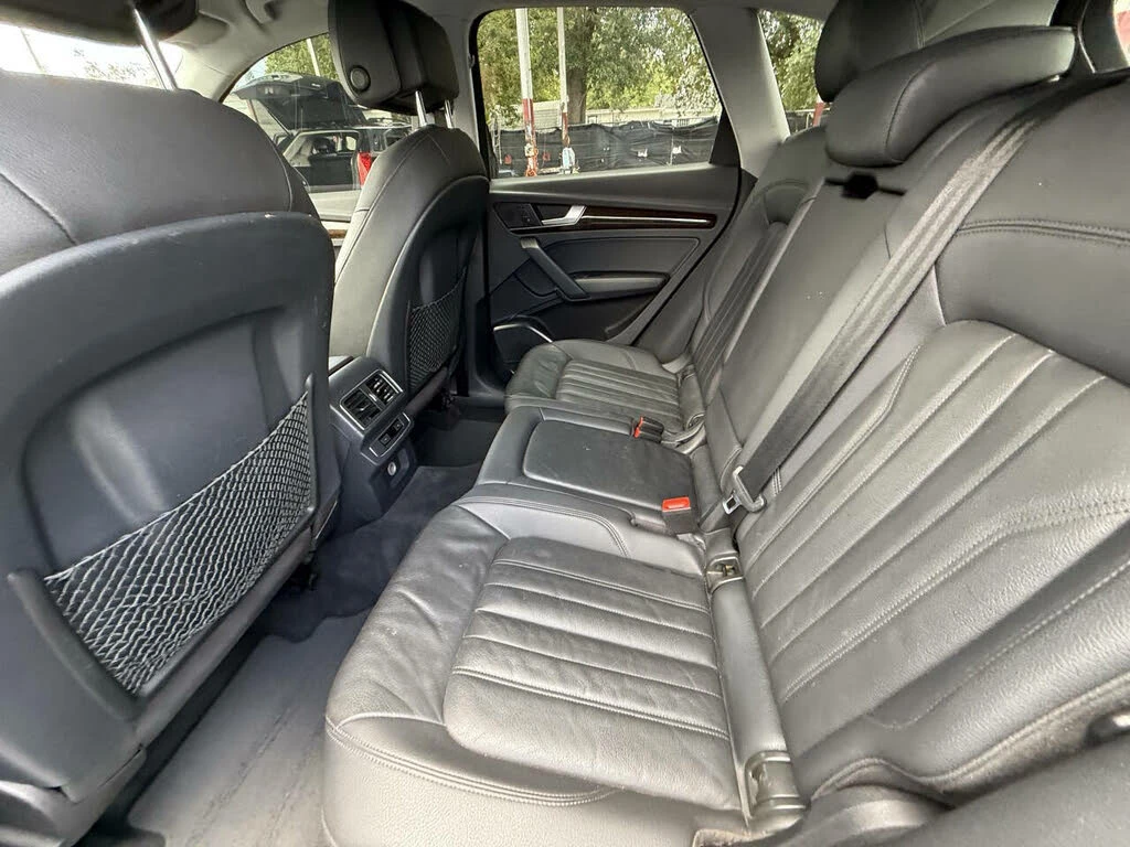 Audi Q5 * TFSI Premium* HeadUp* АвтоКредит* (ЦЕНА ДО БГ) - изображение 9