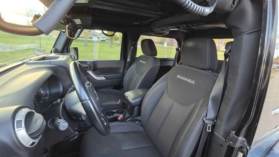 Jeep Wrangler * CARFAX *    | Mobile.bg   7