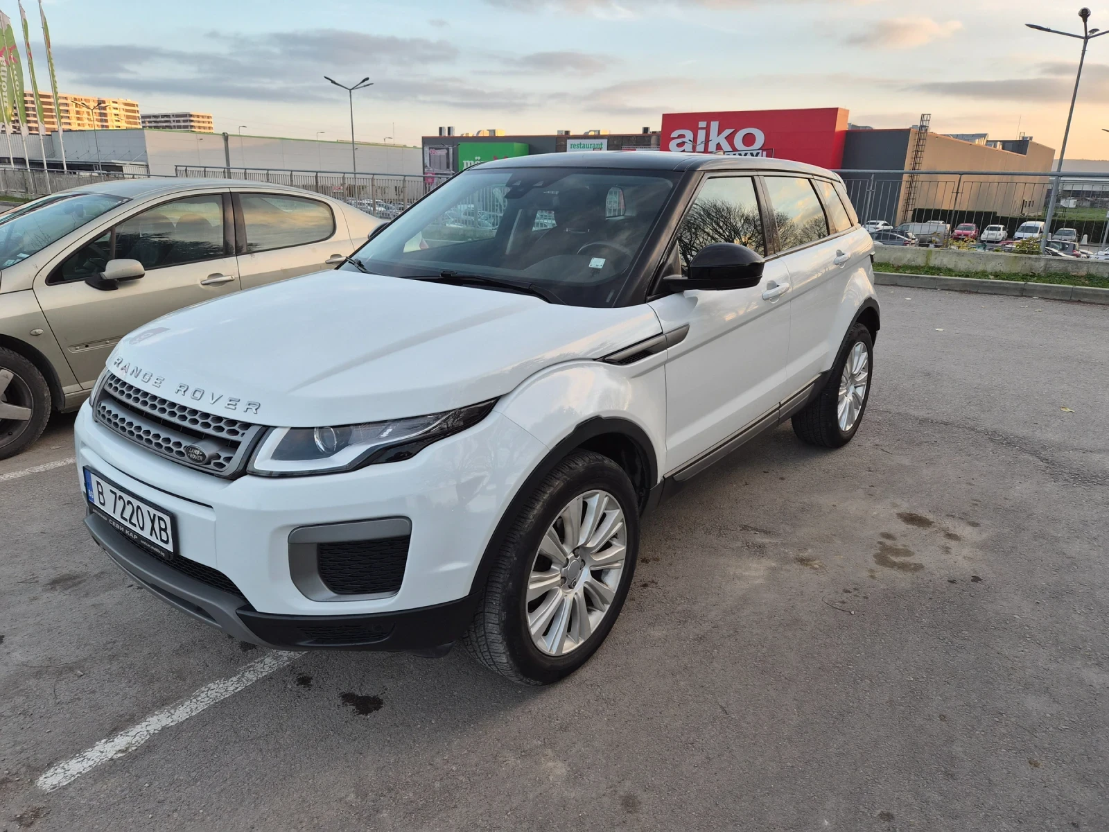 Land Rover Range Rover Evoque 2.0 - изображение 3