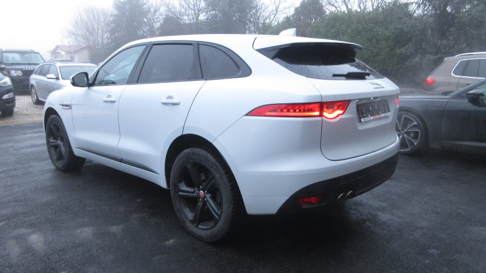 Jaguar F-PACE 2.0TD4-AWD-R-SPORT - изображение 7