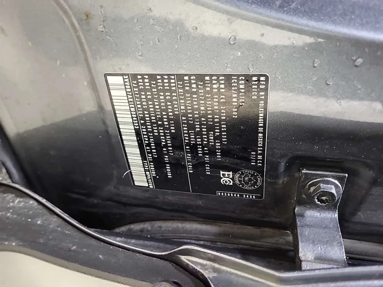 VW Tiguan * TRENDLINE * CARFAX * 2 КЛЮЧА, снимка 14 - Автомобили и джипове - 53888510