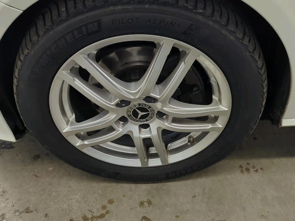 Land Rover Discovery C 220d , снимка 8 - Автомобили и джипове - 53999937