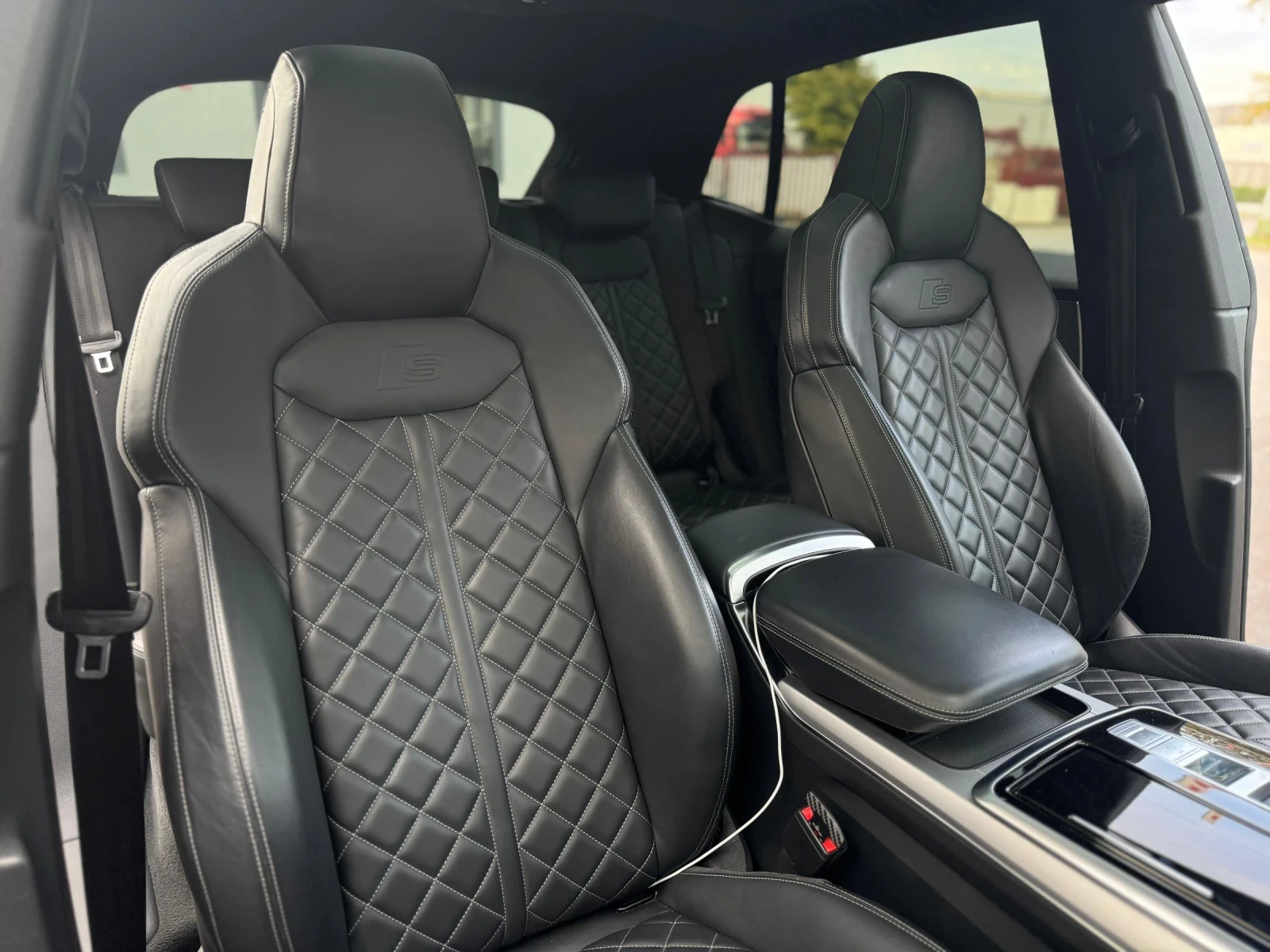 Audi Q8 3хS-line+ Shadow-Line, снимка 14 - Автомобили и джипове - 54330884