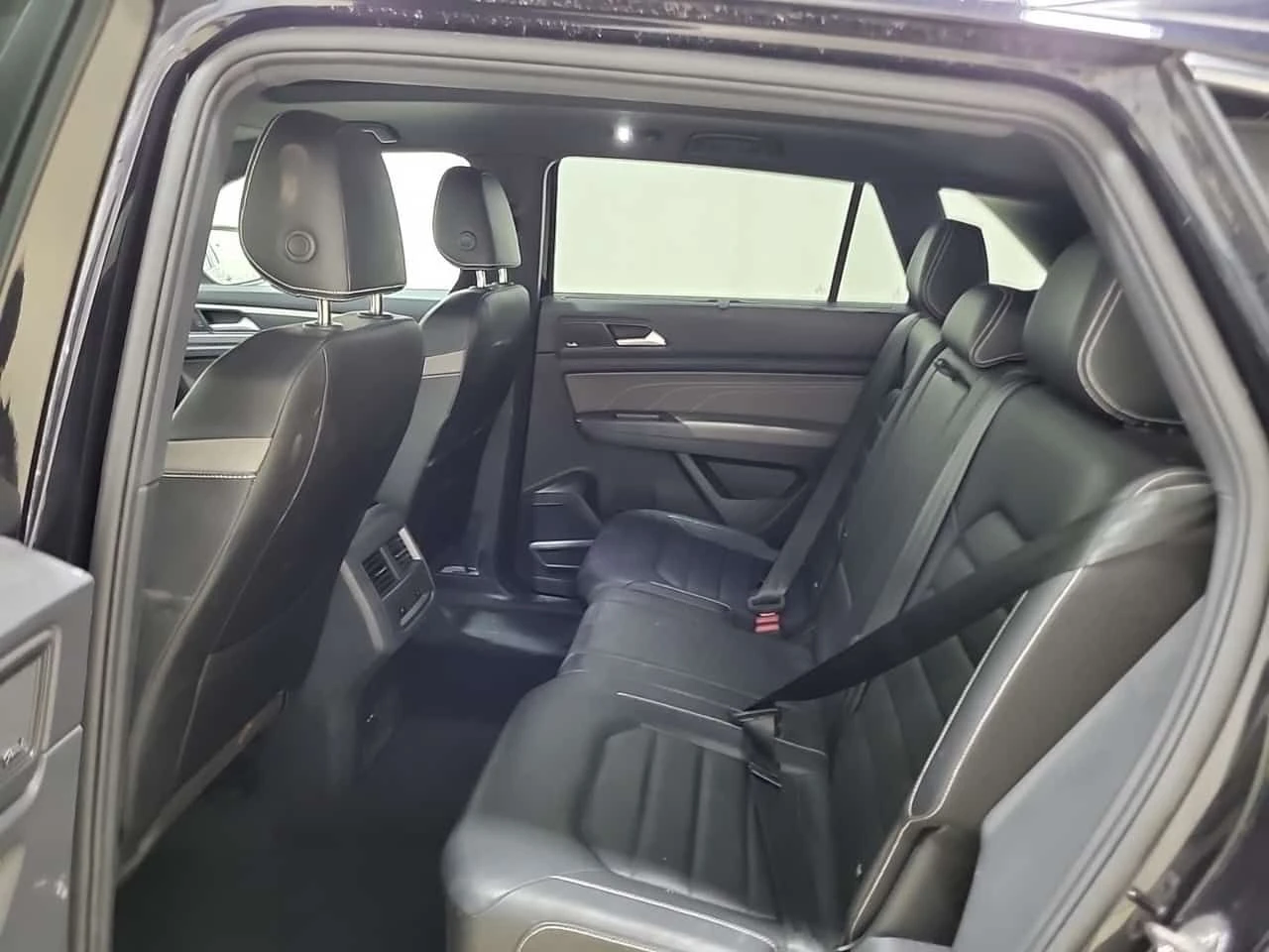 VW Atlas * HIGHLINE * ПОДГРЕВ* КАМЕРА* ПАНОРАМА* , снимка 12 - Автомобили и джипове - 54698960