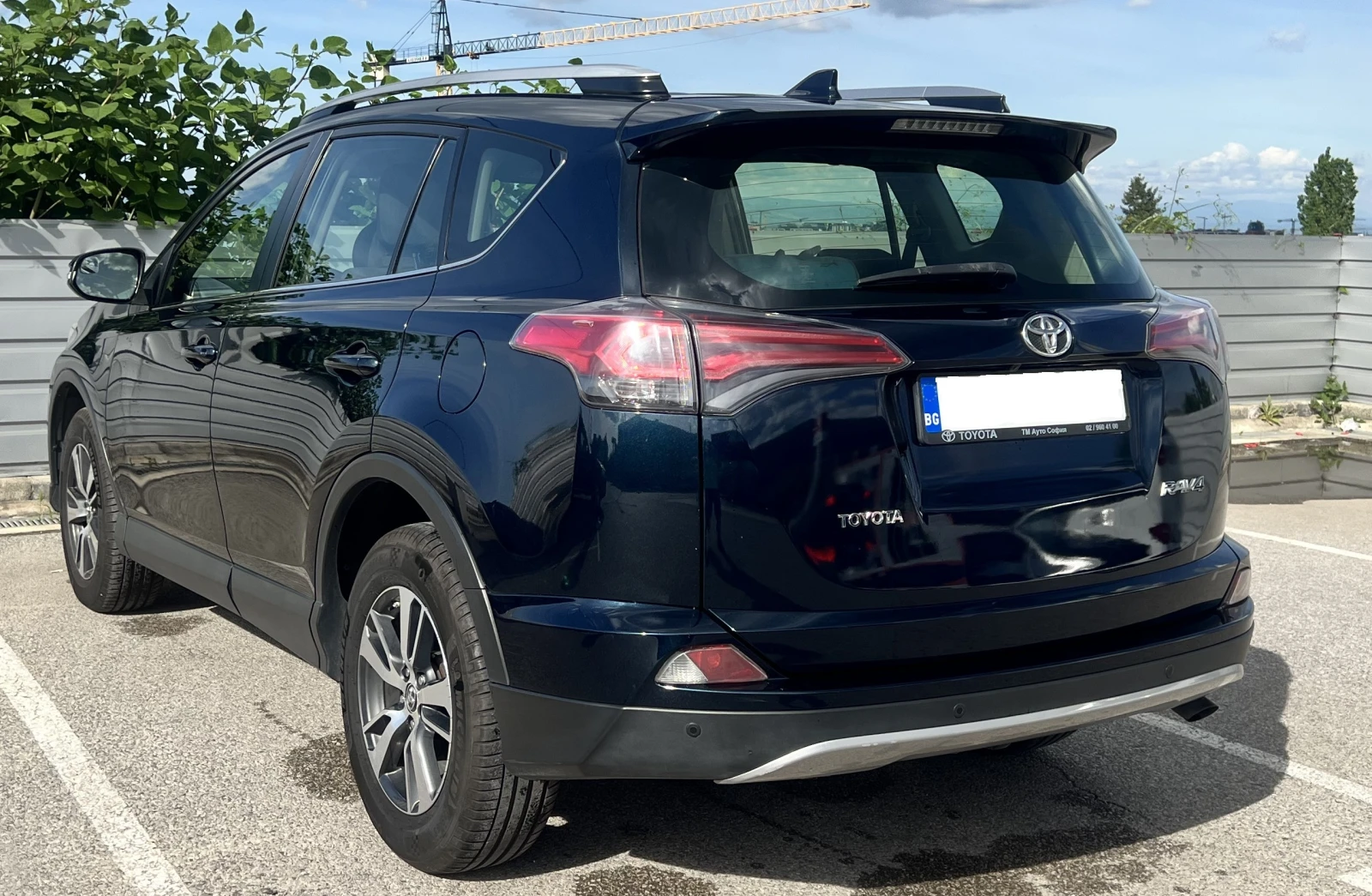 Toyota Rav4 Executive, снимка 6 - Автомобили и джипове - 54902129