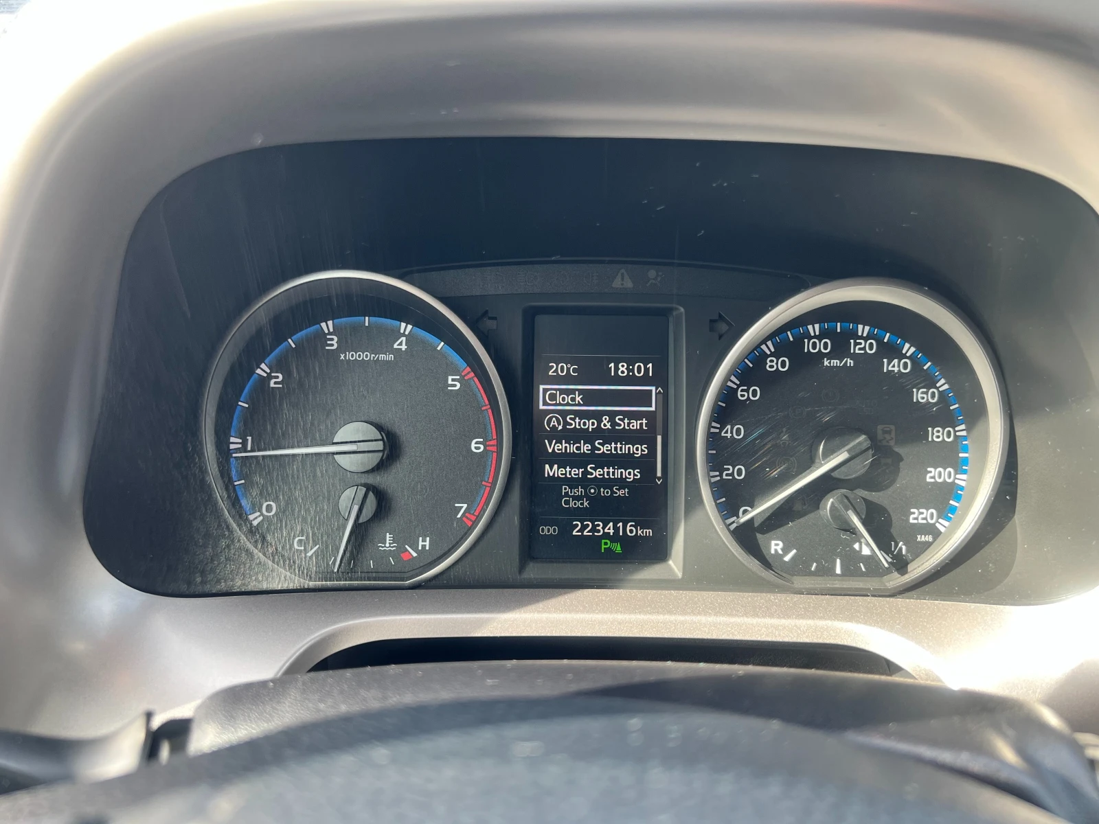 Toyota Rav4 Executive, снимка 13 - Автомобили и джипове - 54902129