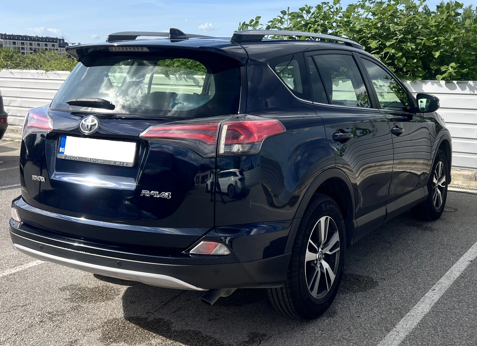 Toyota Rav4 Executive, снимка 7 - Автомобили и джипове - 54902129
