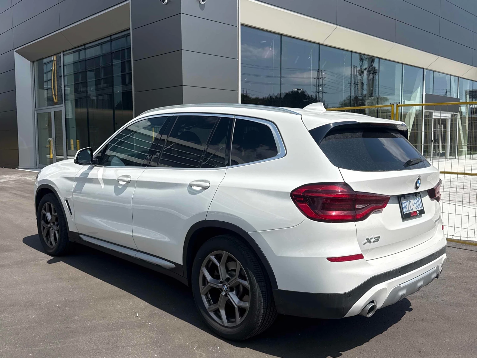 BMW X3 * xDrive30i * CARFAX * БЕЗ ПЪРВОНАЧАЛНА ВНОСКА, снимка 13 - Автомобили и джипове - 56093750