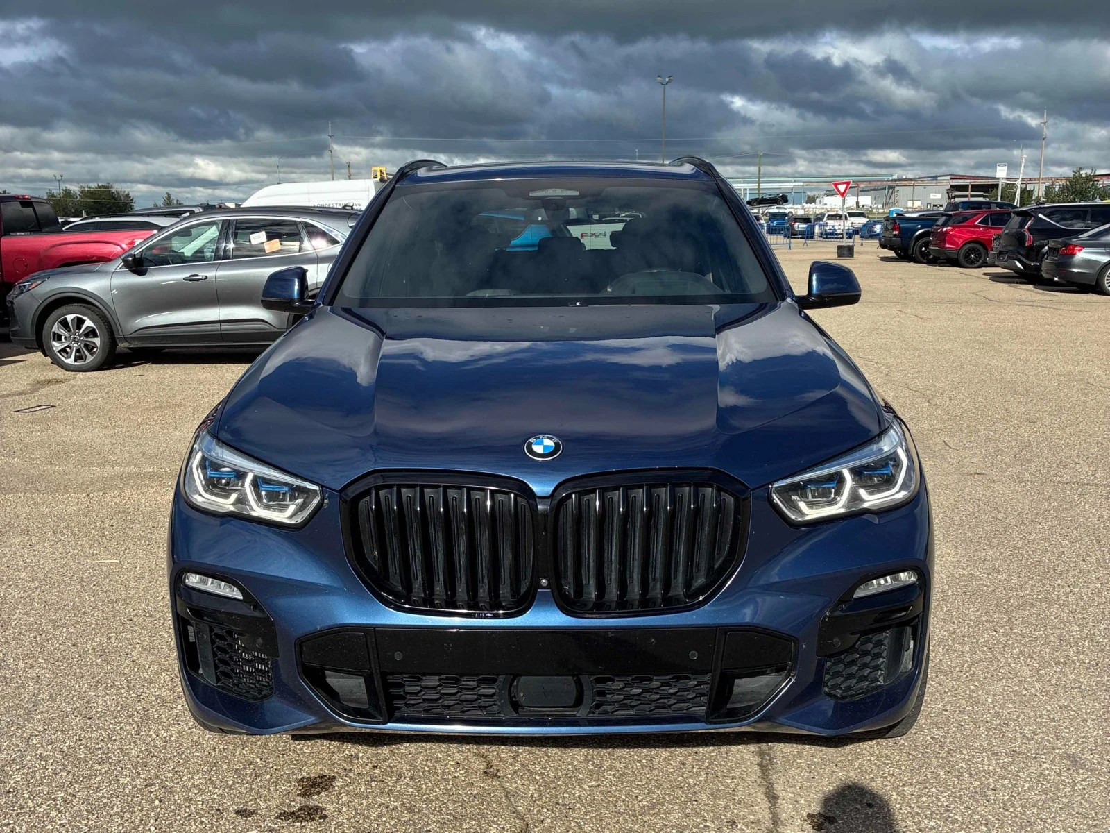 BMW X5 * M50i * АВТОКРЕДИТ БЕЗ ПЪРВОНАЧАЛНА ВНОСКА* , снимка 6 - Автомобили и джипове - 56150799
