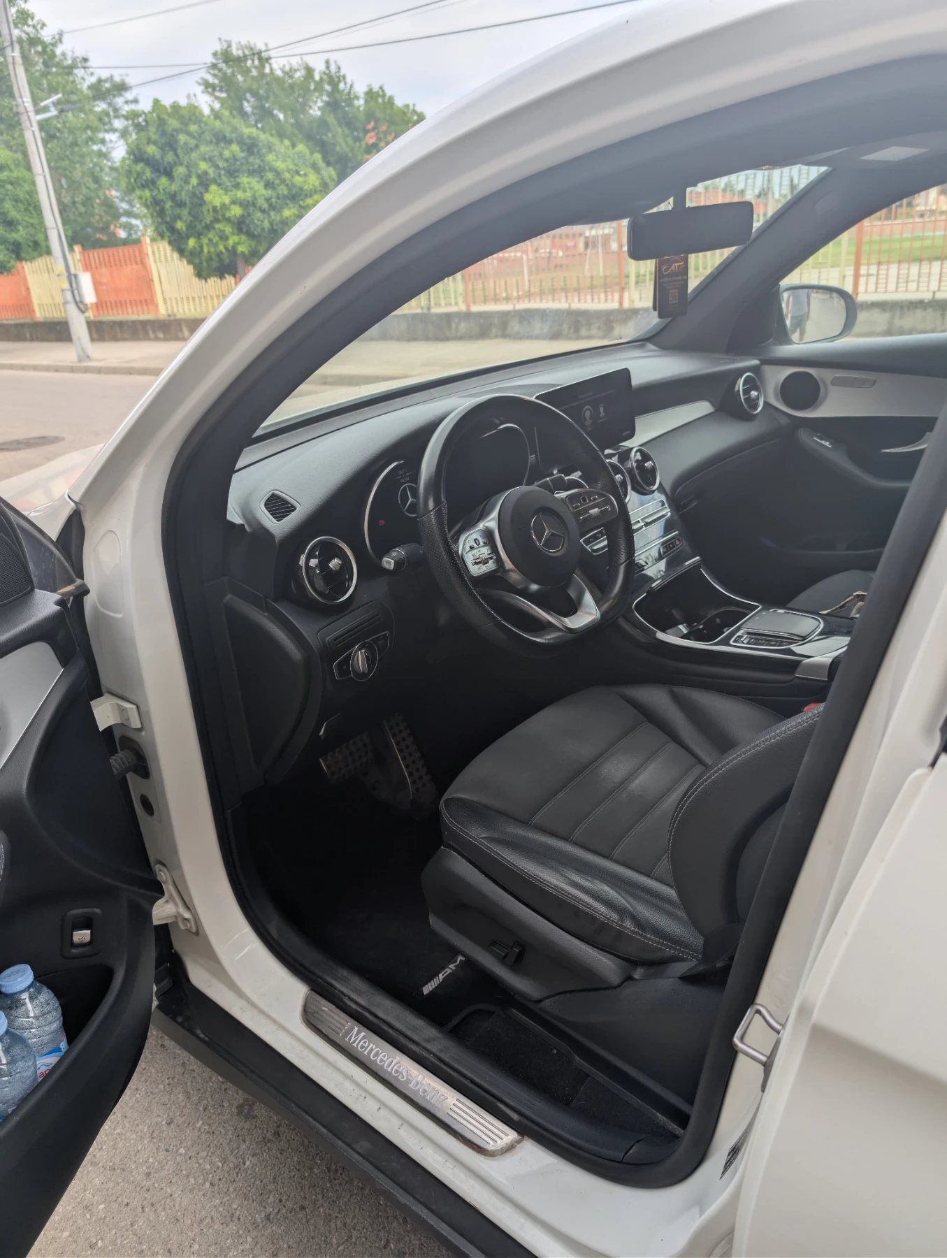 Mercedes-Benz GLC 220, снимка 3 - Автомобили и джипове - 56163681