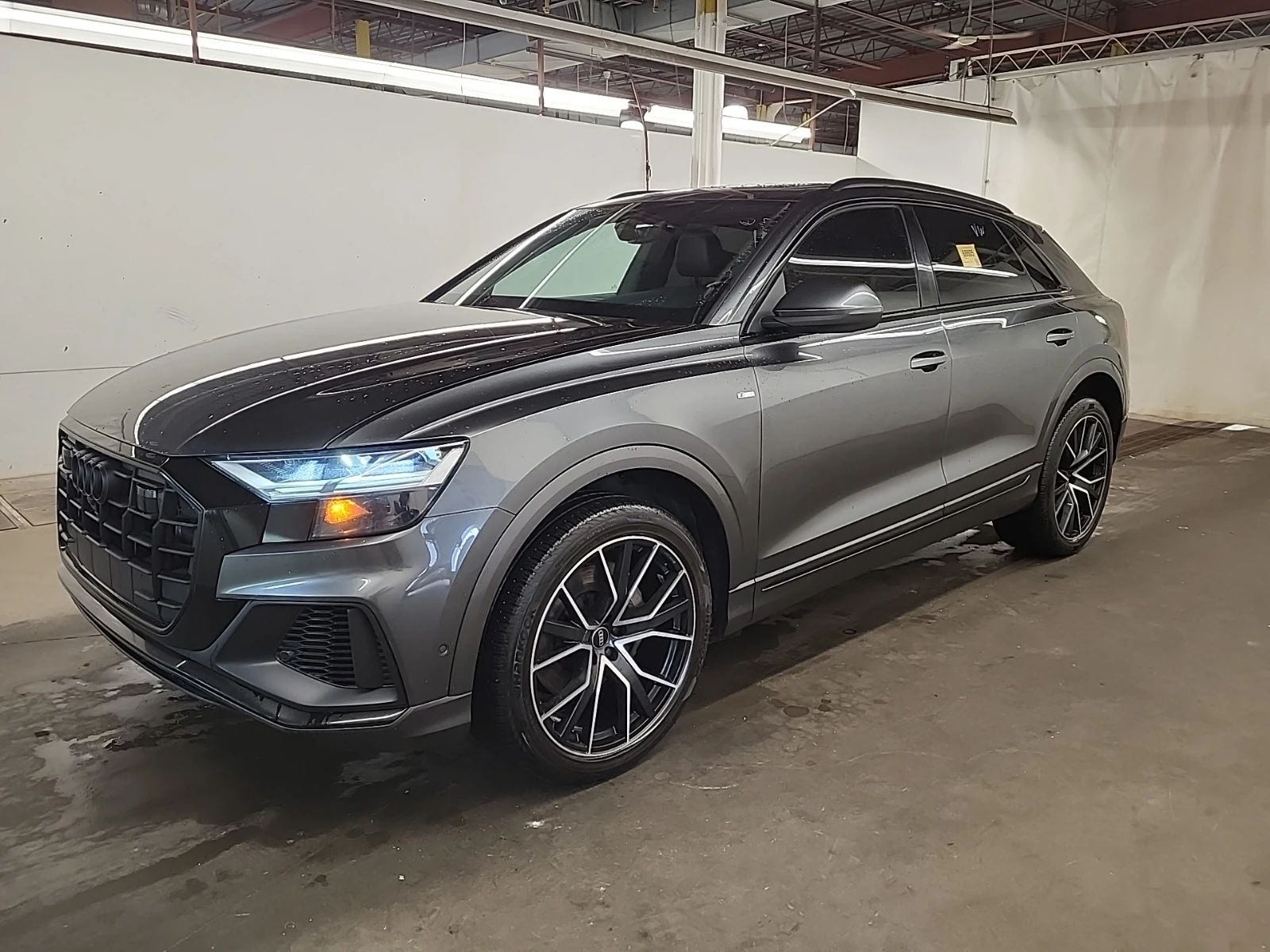 Audi Q8 Progressiv | 2022 | 96 640 км