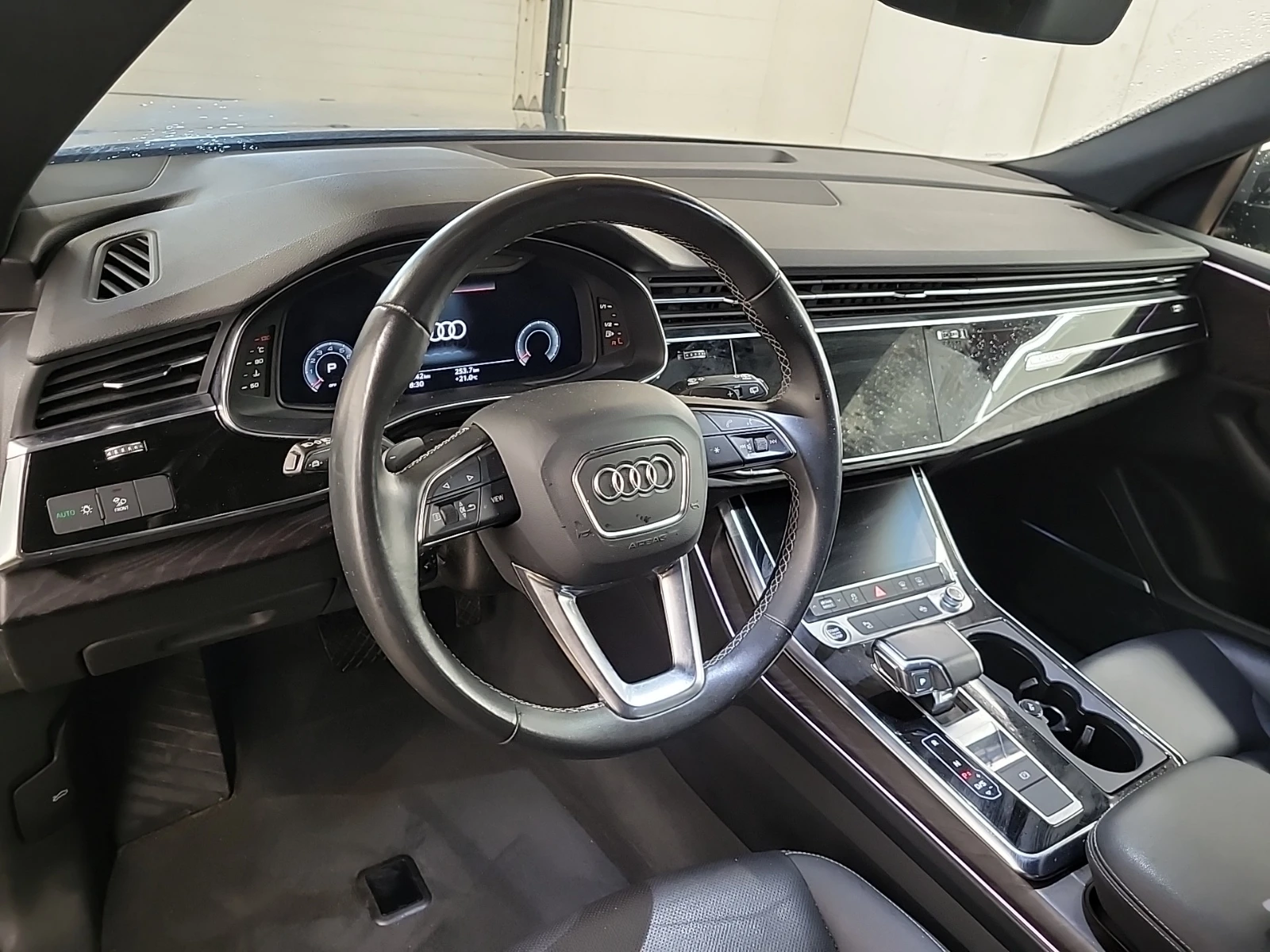 Audi Q8 Progressiv | 2022 | 96 640 км, снимка 6 - Автомобили и джипове - 56182702