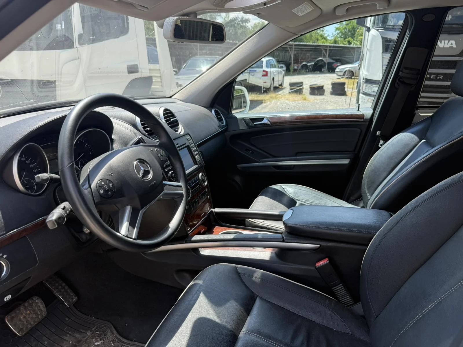Mercedes-Benz ML 500 388 / LPG, снимка 2 - Автомобили и джипове - 56205331