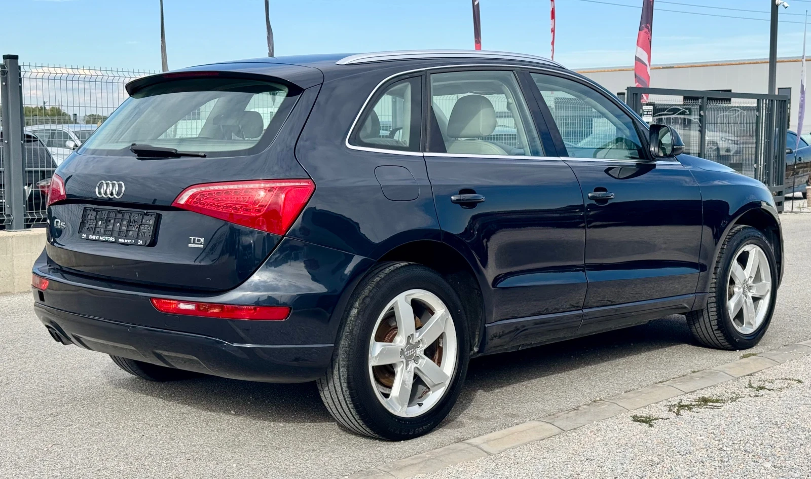 Audi Q5 2.0TDI QUATTRO S-LINE, снимка 6 - Автомобили и джипове - 56213796
