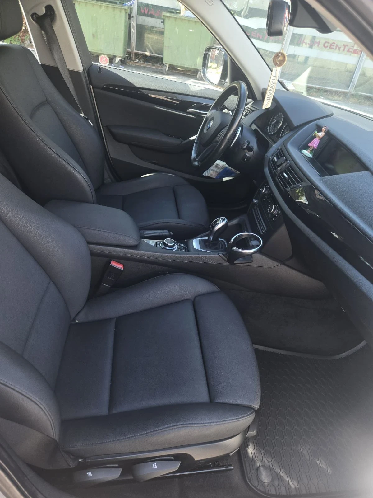 BMW X1, снимка 17 - Автомобили и джипове - 56336882