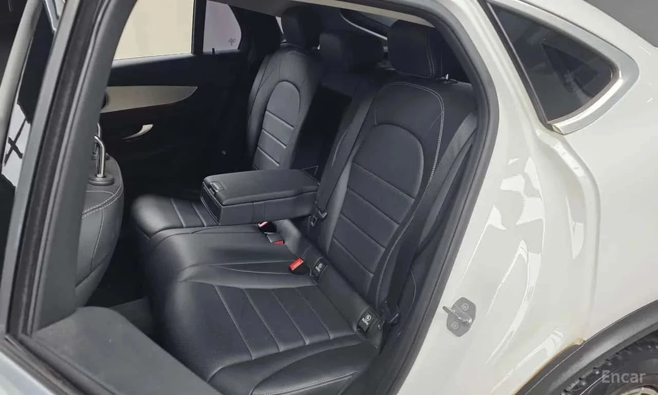 Mercedes-Benz GLC 220, снимка 12 - Автомобили и джипове - 56737067