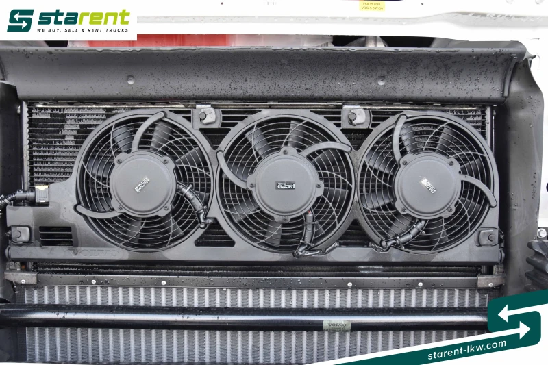 Volvo Fh LKW25046, снимка 9 - Камиони - 52737259