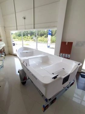 Лодка Собствено производство MEGGACRAFT 390, снимка 1