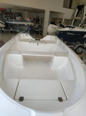 Лодка Собствено производство MEGGACRAFT 390, снимка 7