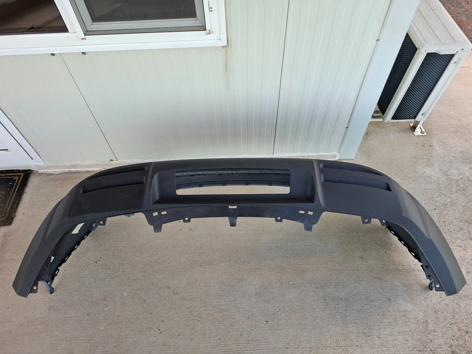 ����� ����� ���� �� ���� q4 e tron  | Mobile.bg � ����������� 3
