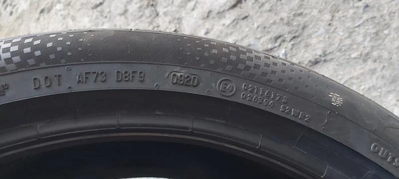 Гуми Летни 255/40R20, снимка 5 - Гуми и джанти - 31351359