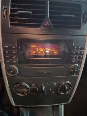 Mercedes-Benz A 180, снимка 9