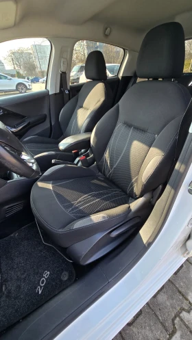 Peugeot 208 1.4 hdi, снимка 9