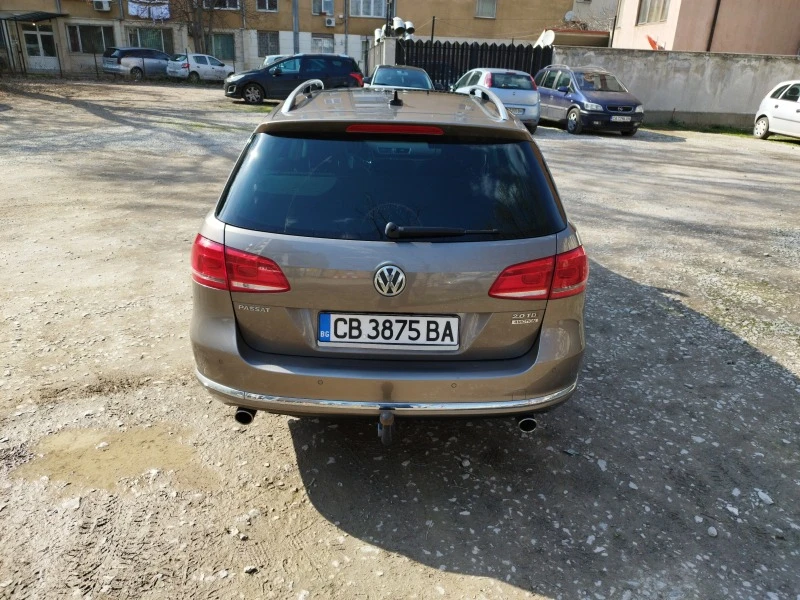 VW Passat, снимка 4 - Автомобили и джипове - 45865688