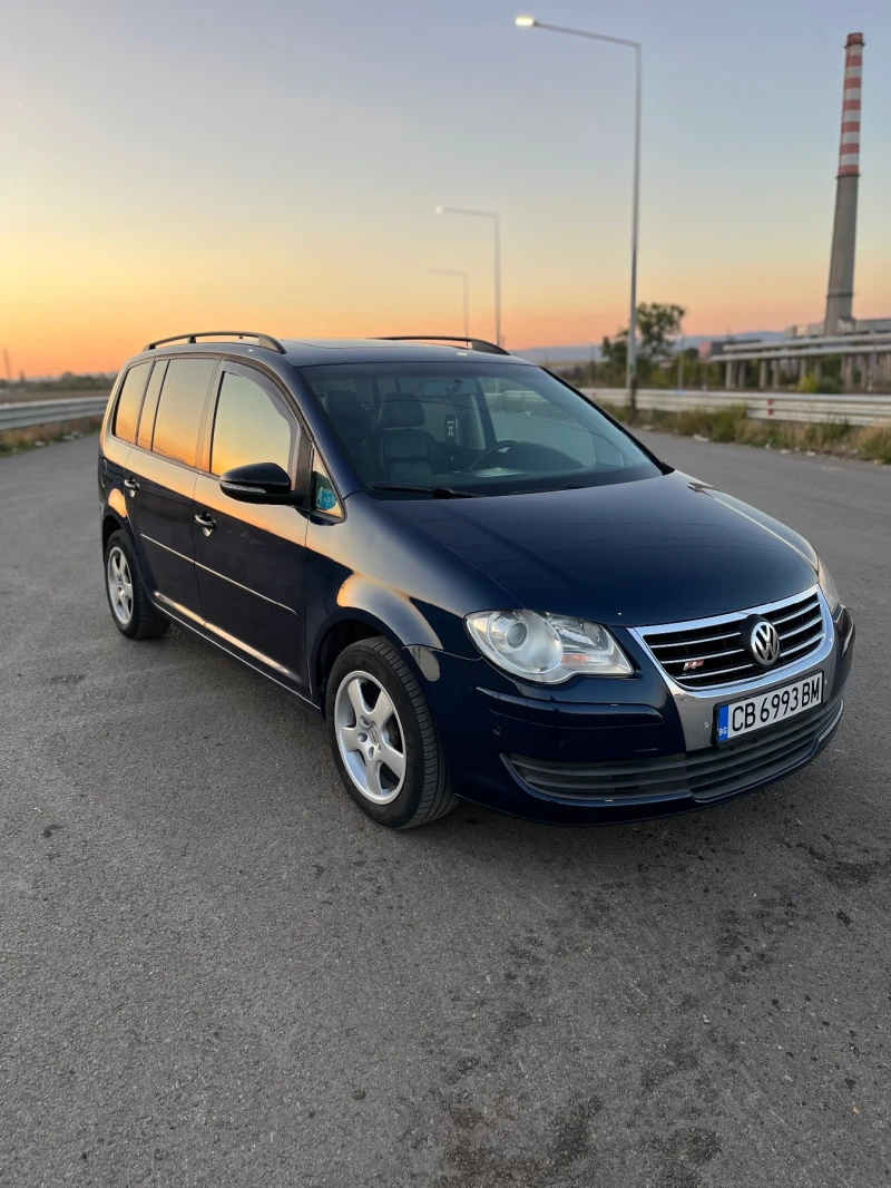 VW Touran, снимка 1 - Автомобили и джипове - 47334005