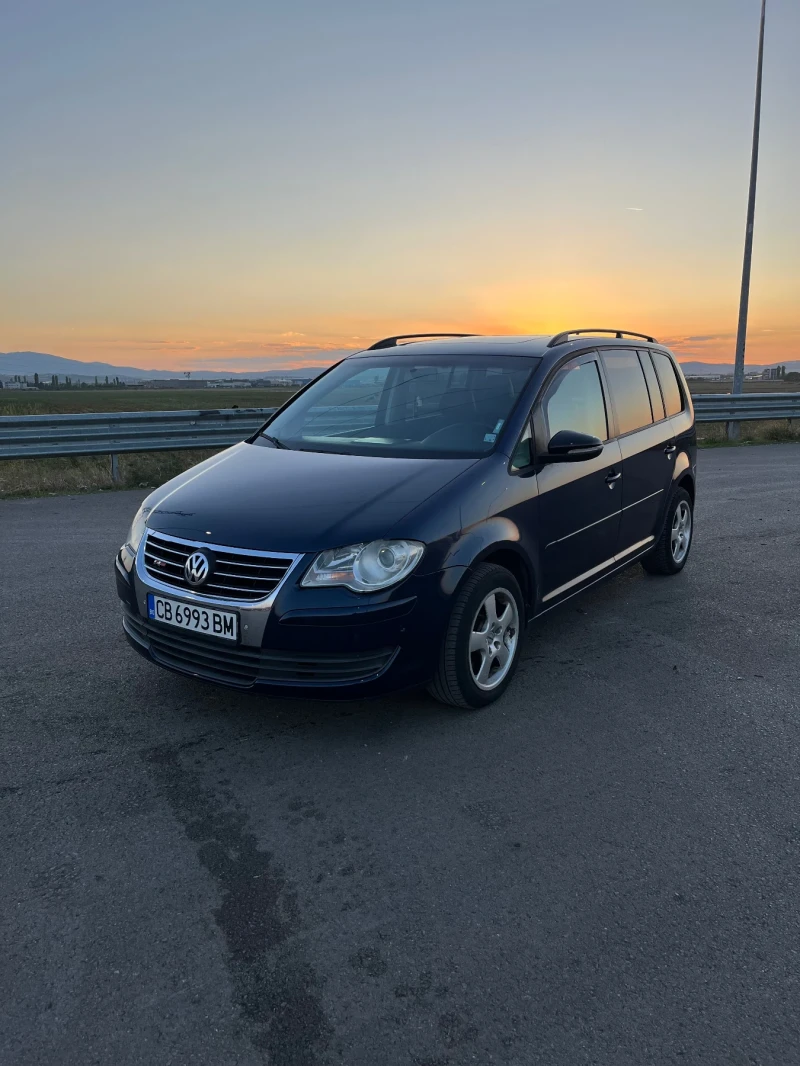 VW Touran, снимка 4 - Автомобили и джипове - 47334005